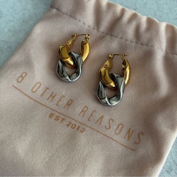 8 Other Reasons Link Up Earring Two Tone Chain Link Pierced - Picture 4 of 4